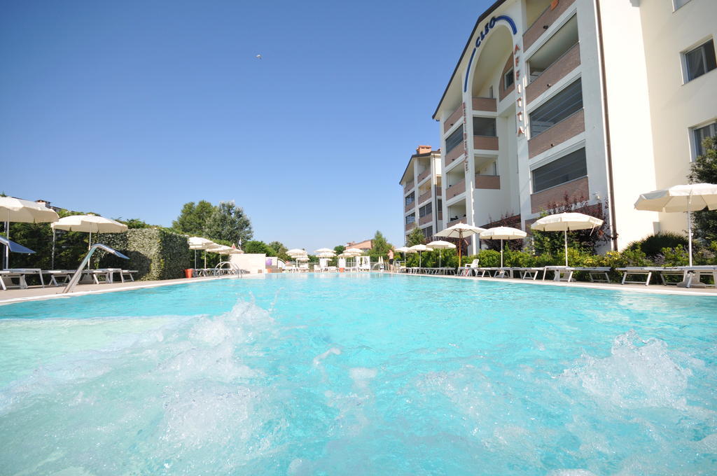Residence Cleo Llido Degli Estensi Zewnętrze zdjęcie