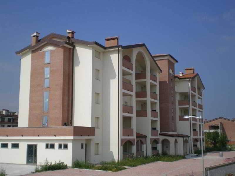 Residence Cleo Llido Degli Estensi Zewnętrze zdjęcie