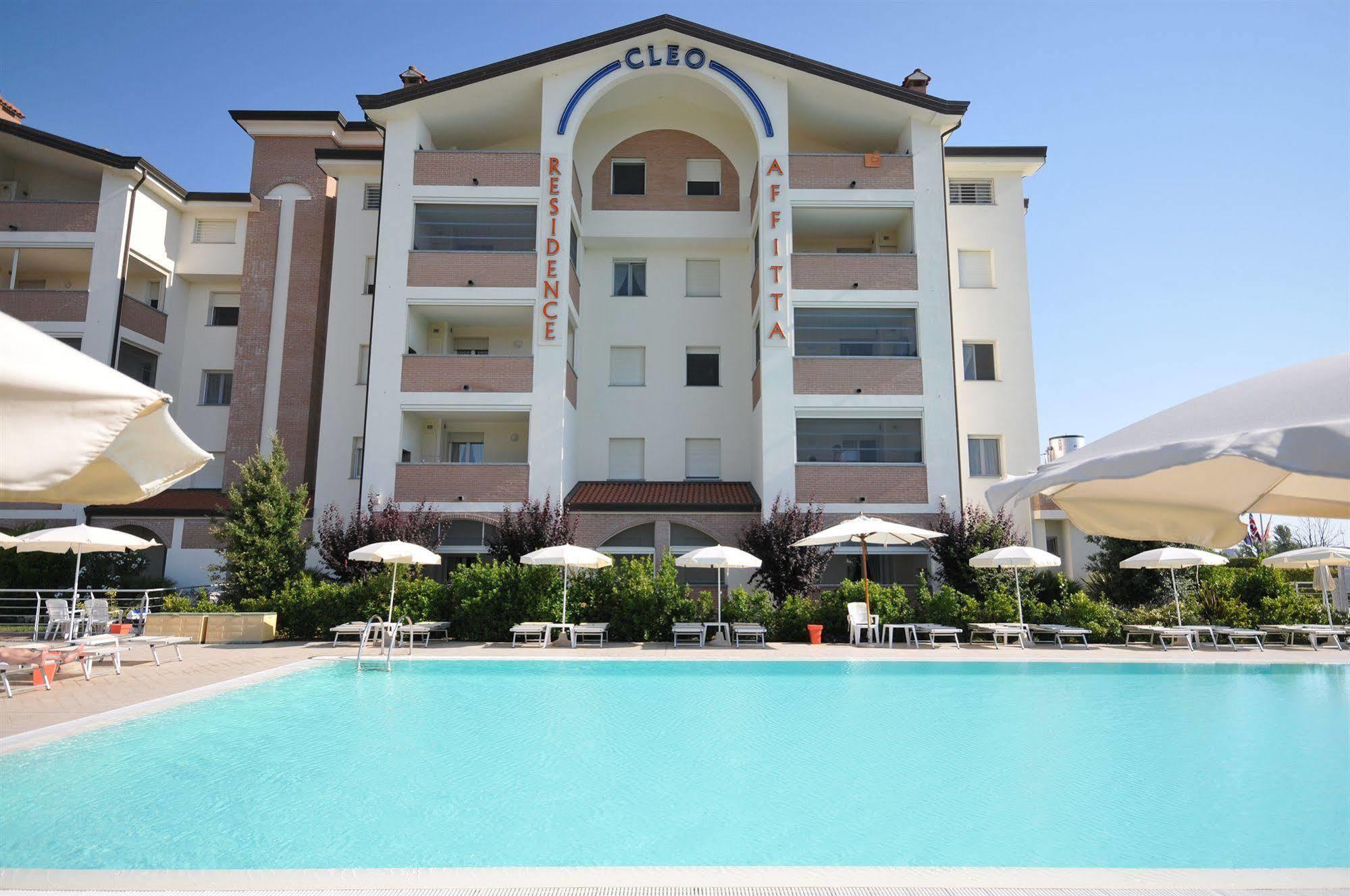 Residence Cleo Llido Degli Estensi Zewnętrze zdjęcie